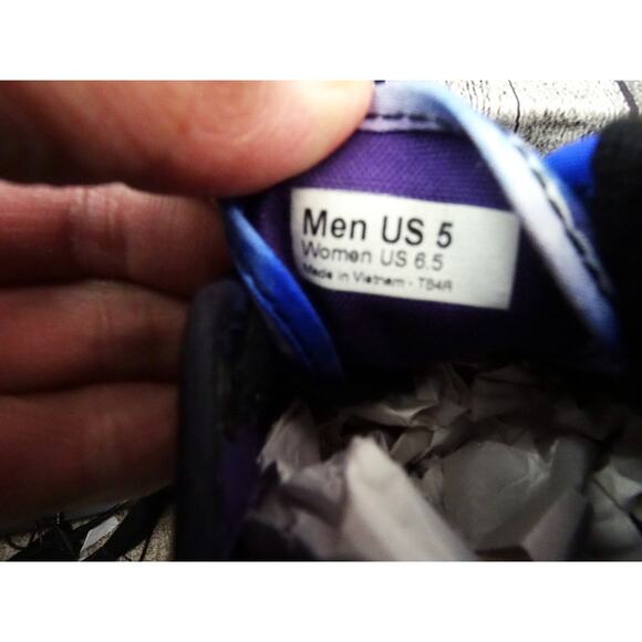 Vans Lo Pro Cosmic Galaxy Black/Tru White Women 6.5 New In Box - Picture 11 of 11